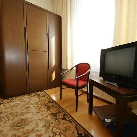 Hotel Zamkowy 2*