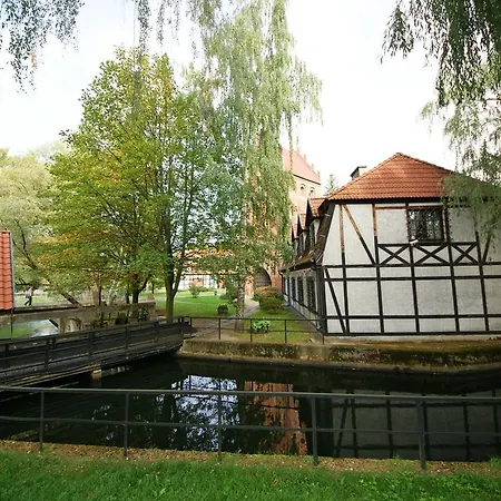 Zamkowy Hotel 2*
